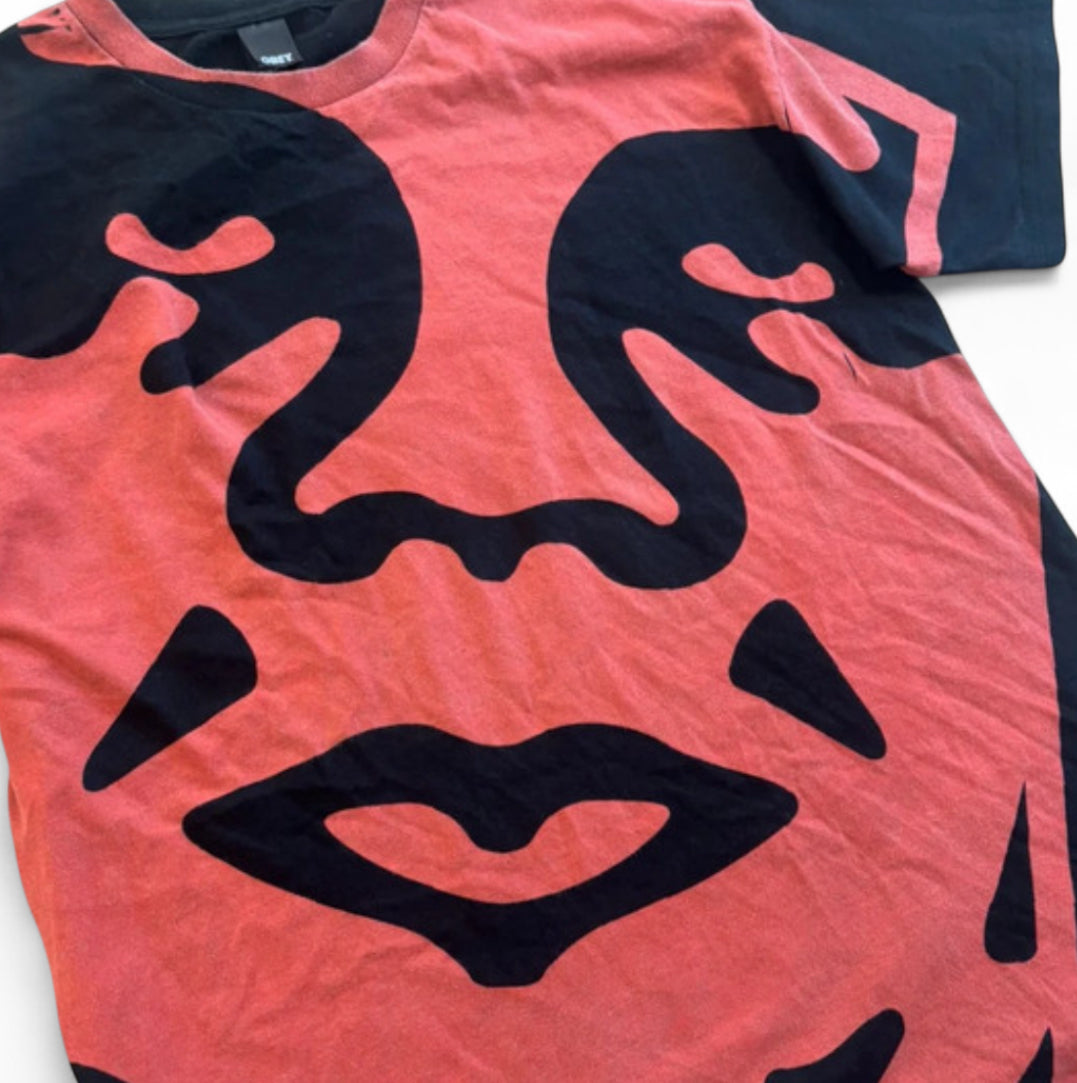 VINTAGE OBEY LOGO GIANT FACE ALL OVER PRINT T-SHIRT MENS LARGE BLACK RED