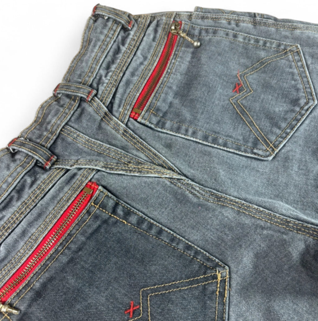 90s JINGLERS VINTAGE DENIM JORTS - GREY ACID WASH RED ZIP W26