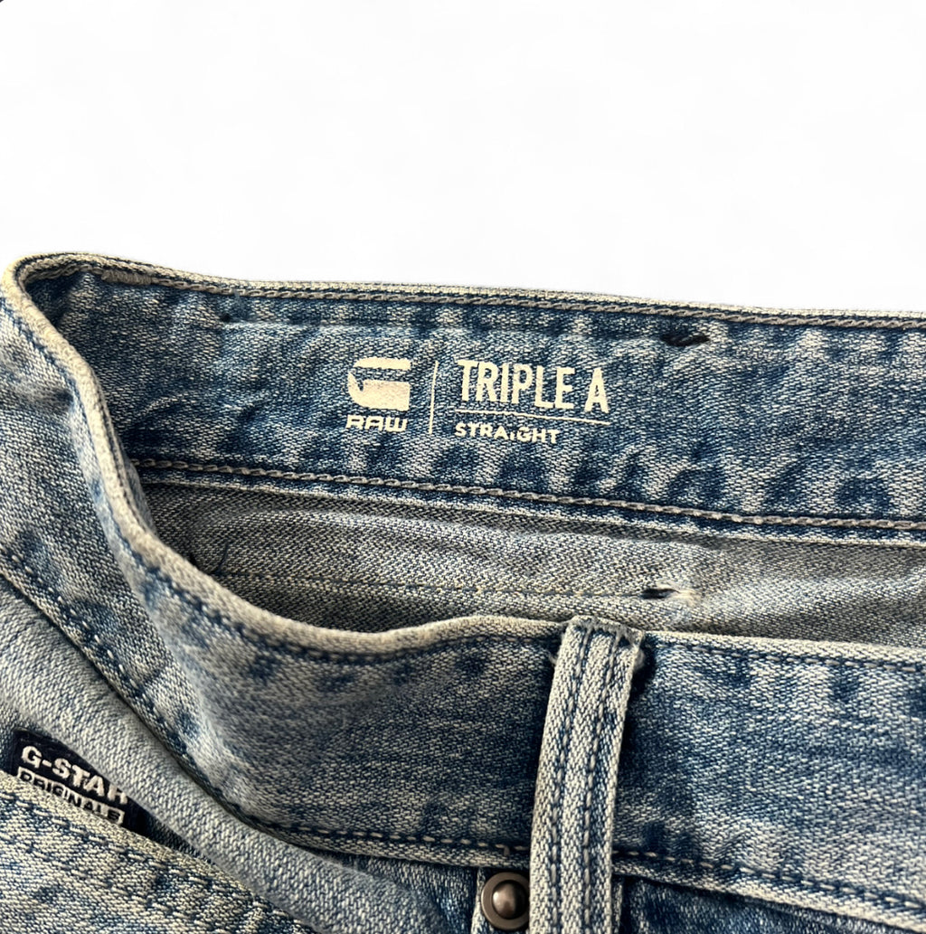 G-STAR RAW TRIPLE A STRAIGHT DENIM JORTS LIGHT WASH RAW HEM W34