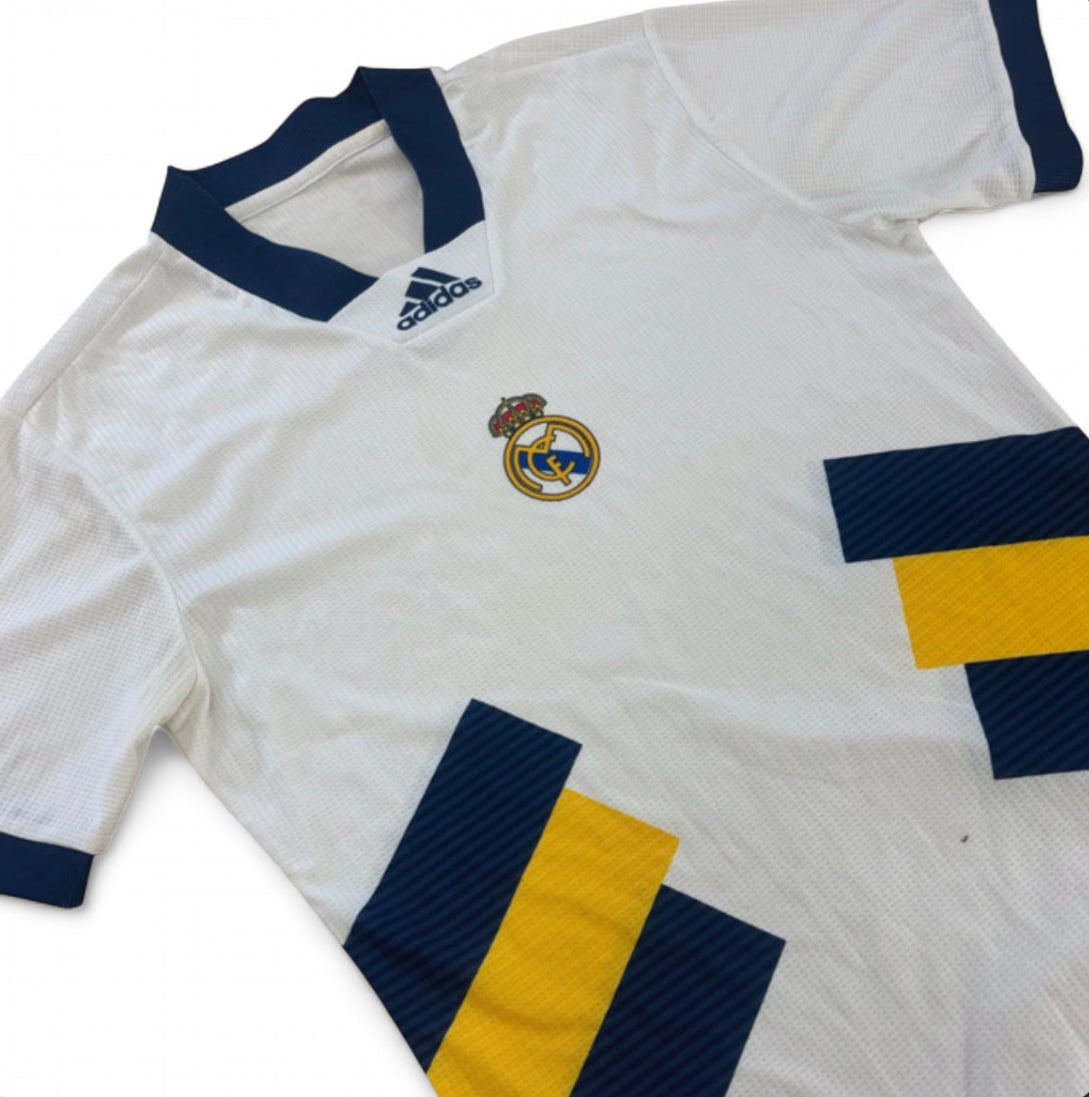 ADIDAS REAL MADRID CF RETRO 90S STYLE TRAINING SHIRT SHORT SLEEVE SIZE M WHITE NAVY YELLOW