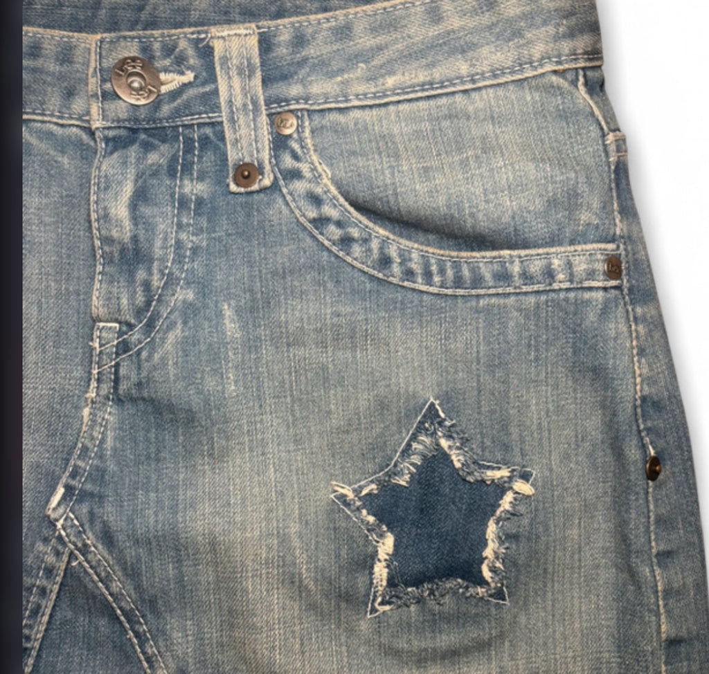 VINTAGE LEE Y2K EMBROIDERED BUTTERFLY DENIM MINI SKIRT STAR APPLIQUÉ CARGO LIGHT WASH W28