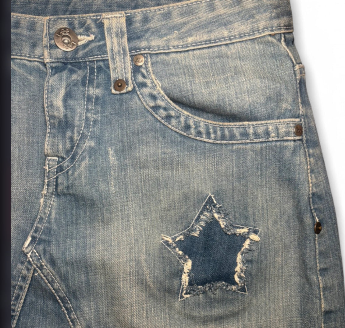 VINTAGE LEE Y2K EMBROIDERED BUTTERFLY DENIM MINI SKIRT STAR APPLIQUÉ CARGO LIGHT WASH W28