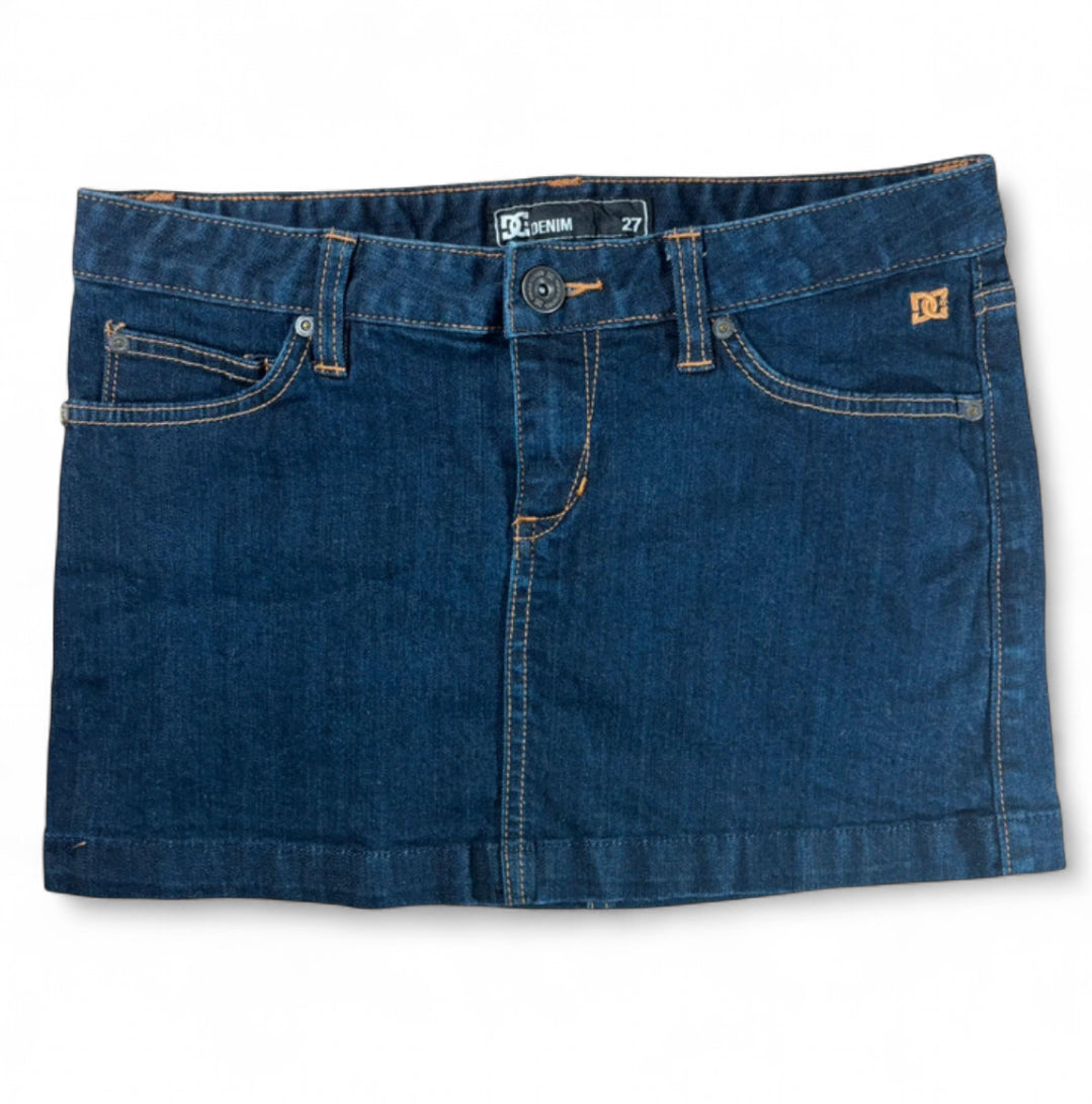 VINTAGE Y2K DC SHOES DENIM MINI SKIRT DARK WASH BIG POCKET LOGO SIZE 27 W29
