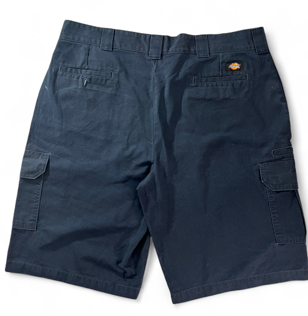 DICKIES REGULAR FIT CARGO SHORTS CUSTOM PAINT SPLATTER & PATCH W40